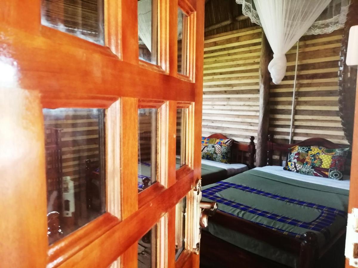 Murchison Backpackers Masindi 外观 照片