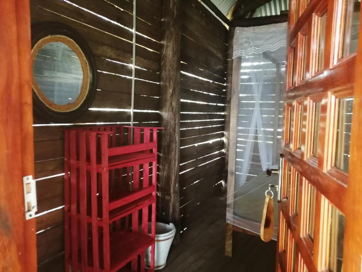Murchison Backpackers Masindi 外观 照片