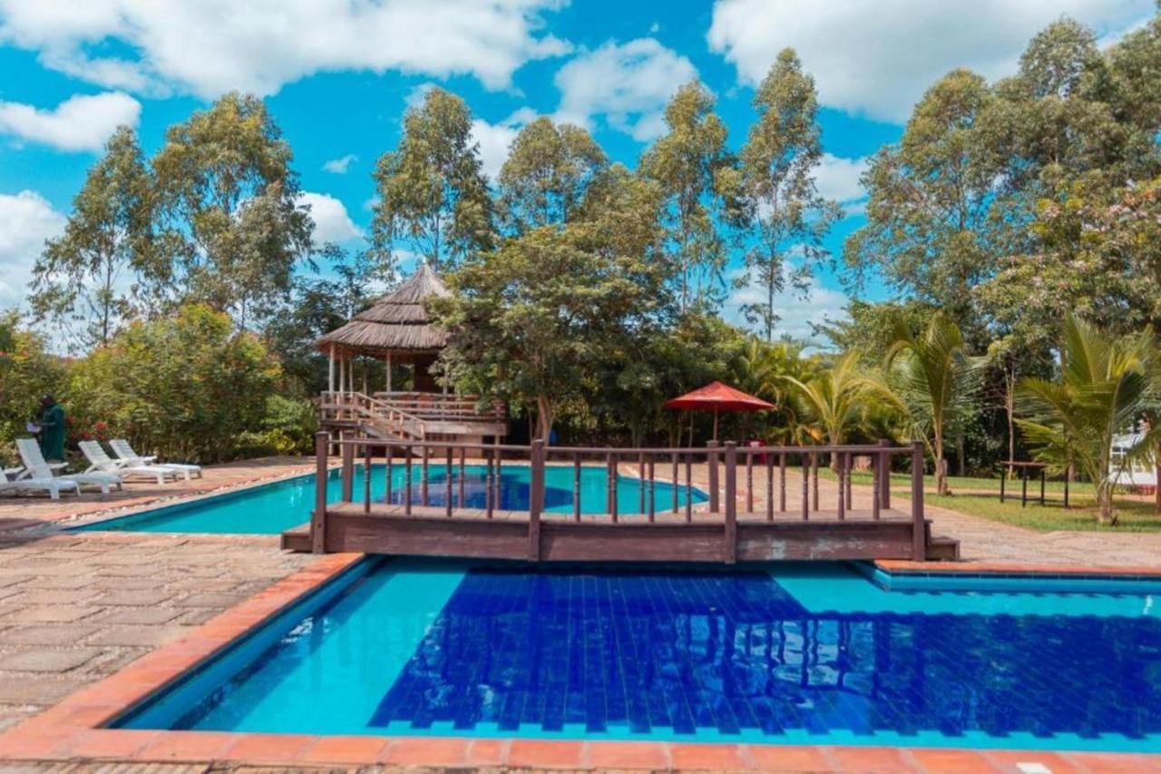 Murchison Backpackers Masindi 外观 照片